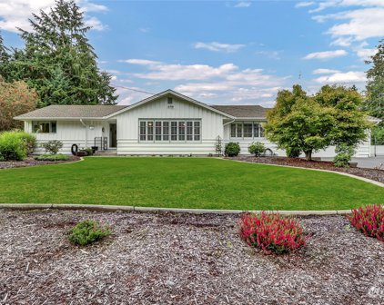 8402 57th Avenue E, Puyallup