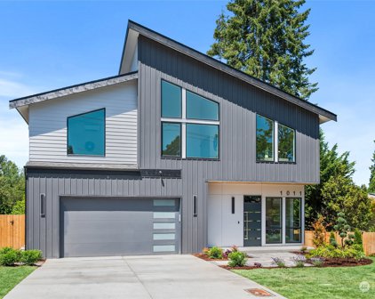 1011 148th Place SE, Bellevue