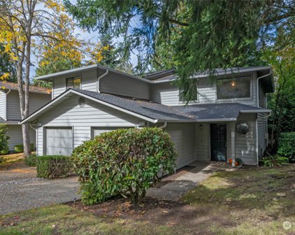 15932 NE 42nd Court Unit #16D, Redmond