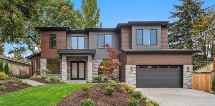 15827 SE 4th Street, Bellevue