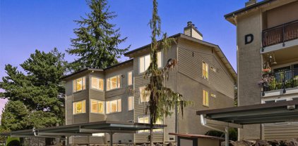 706 136th Place NE Unit #C4, Bellevue